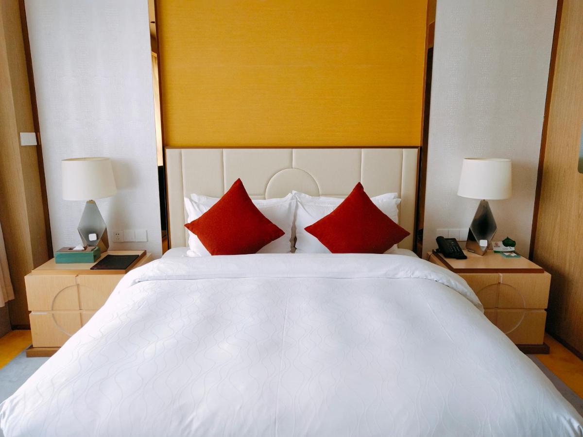 Howard Johnson Riverview Hotel กวางโจว ภายนอก รูปภาพ