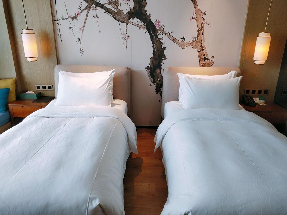 Howard Johnson Riverview Hotel กวางโจว ภายนอก รูปภาพ